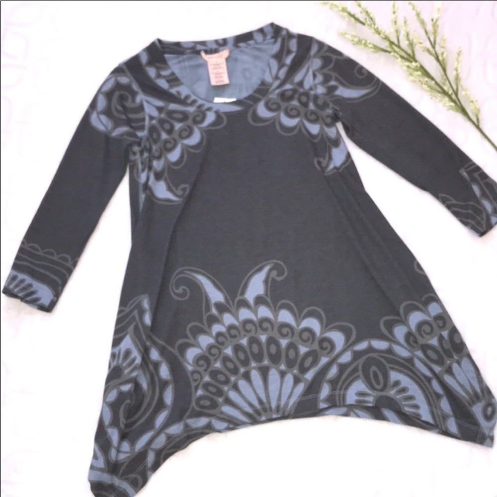 PHILOSOPHY Asymmetrical Tunic Top Small